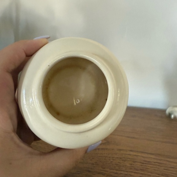 Small Ceramic Floral Painted Jar Cottagecore Storage - Picture 4 of 7